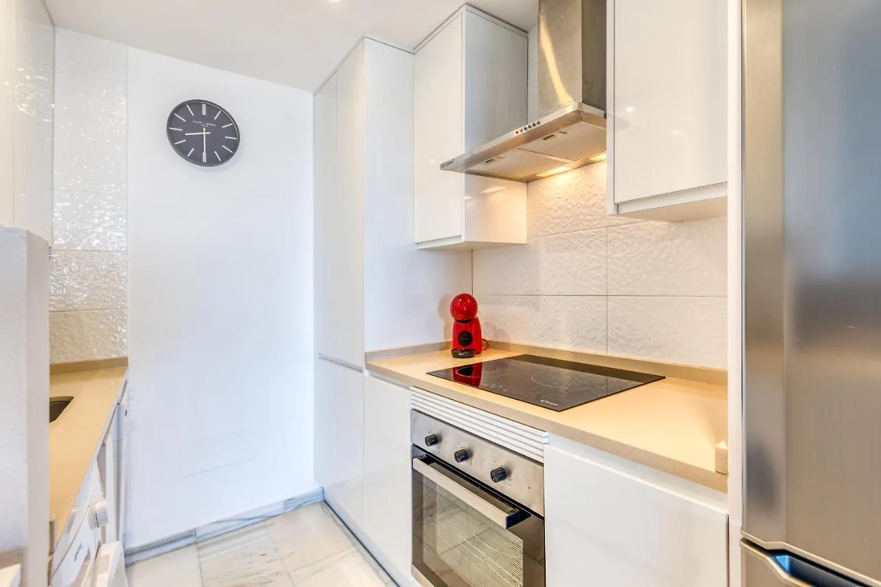 Hanami El Pinacho Beach Apartment Estepona