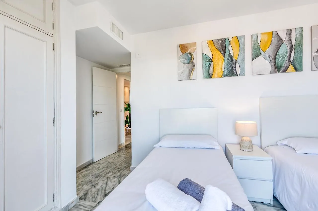 Hanami El Pinacho Beach Apartment Estepona Spain